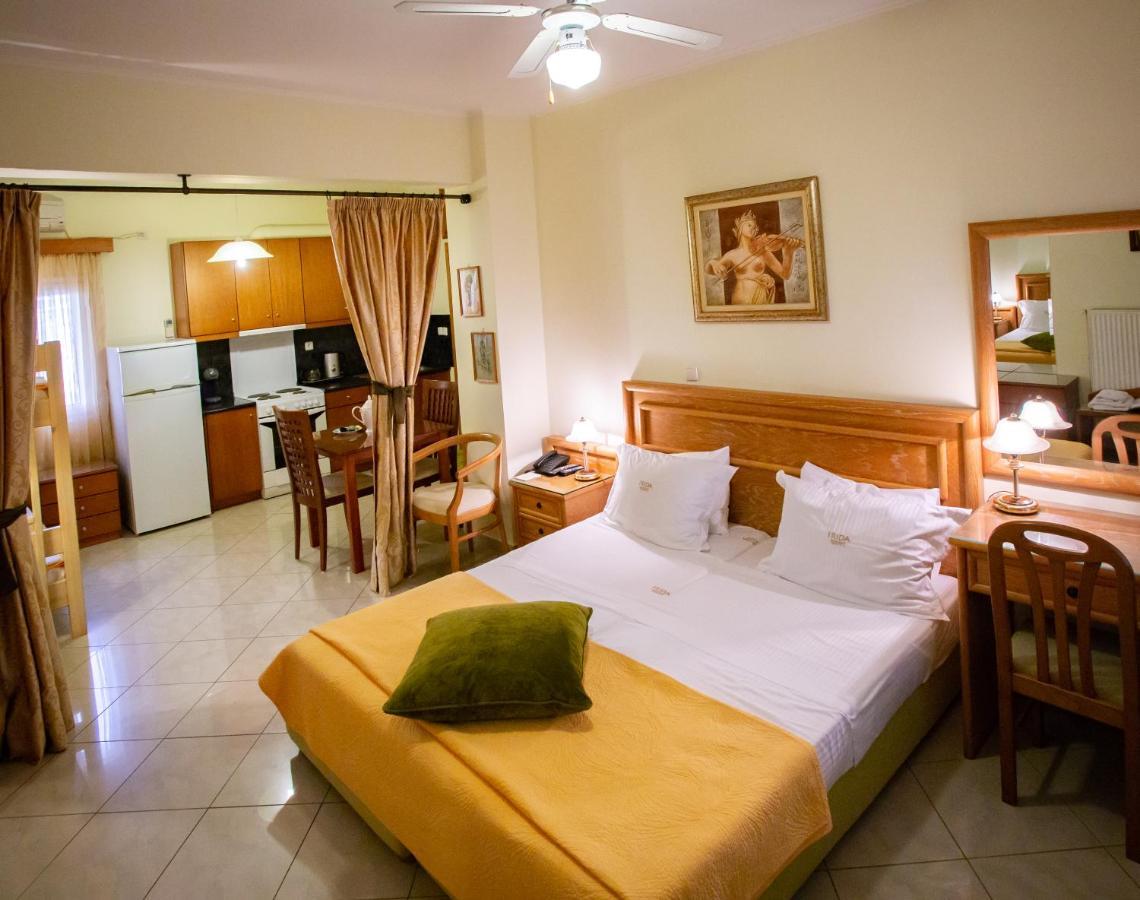Irida Beach Resort Suites Kyparissia Dış mekan fotoğraf