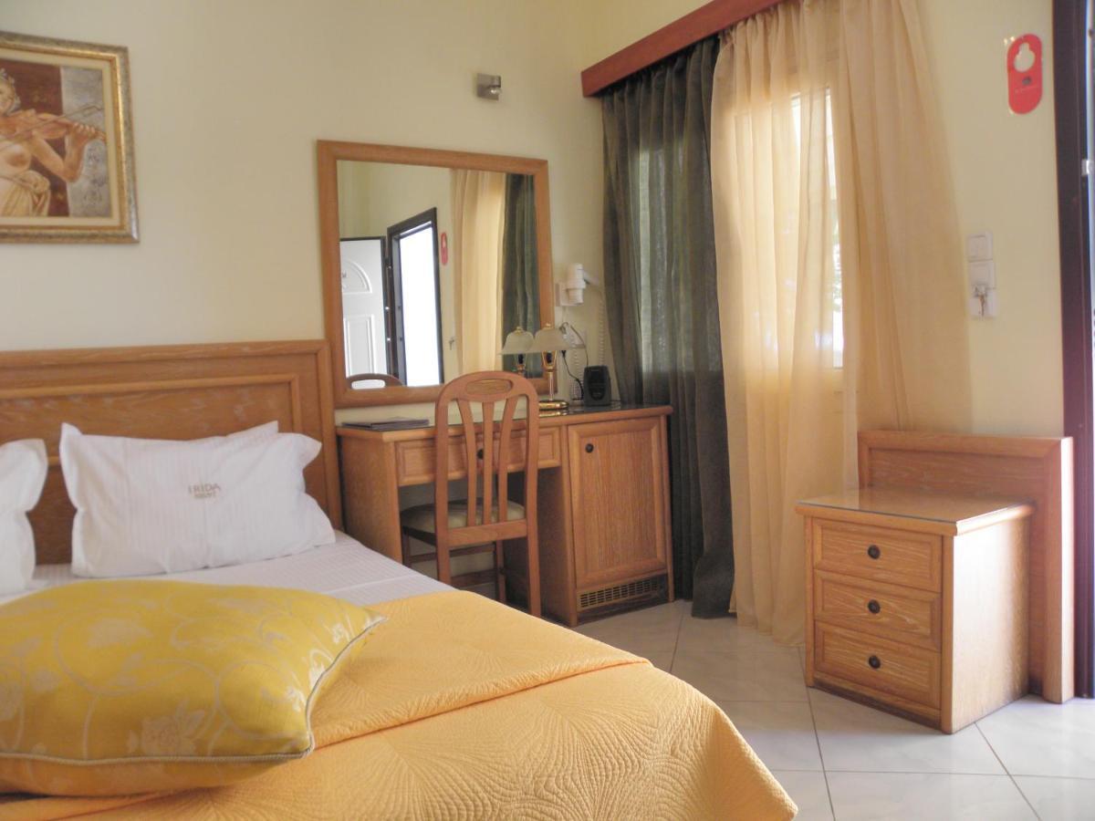 Irida Beach Resort Suites Kyparissia Dış mekan fotoğraf