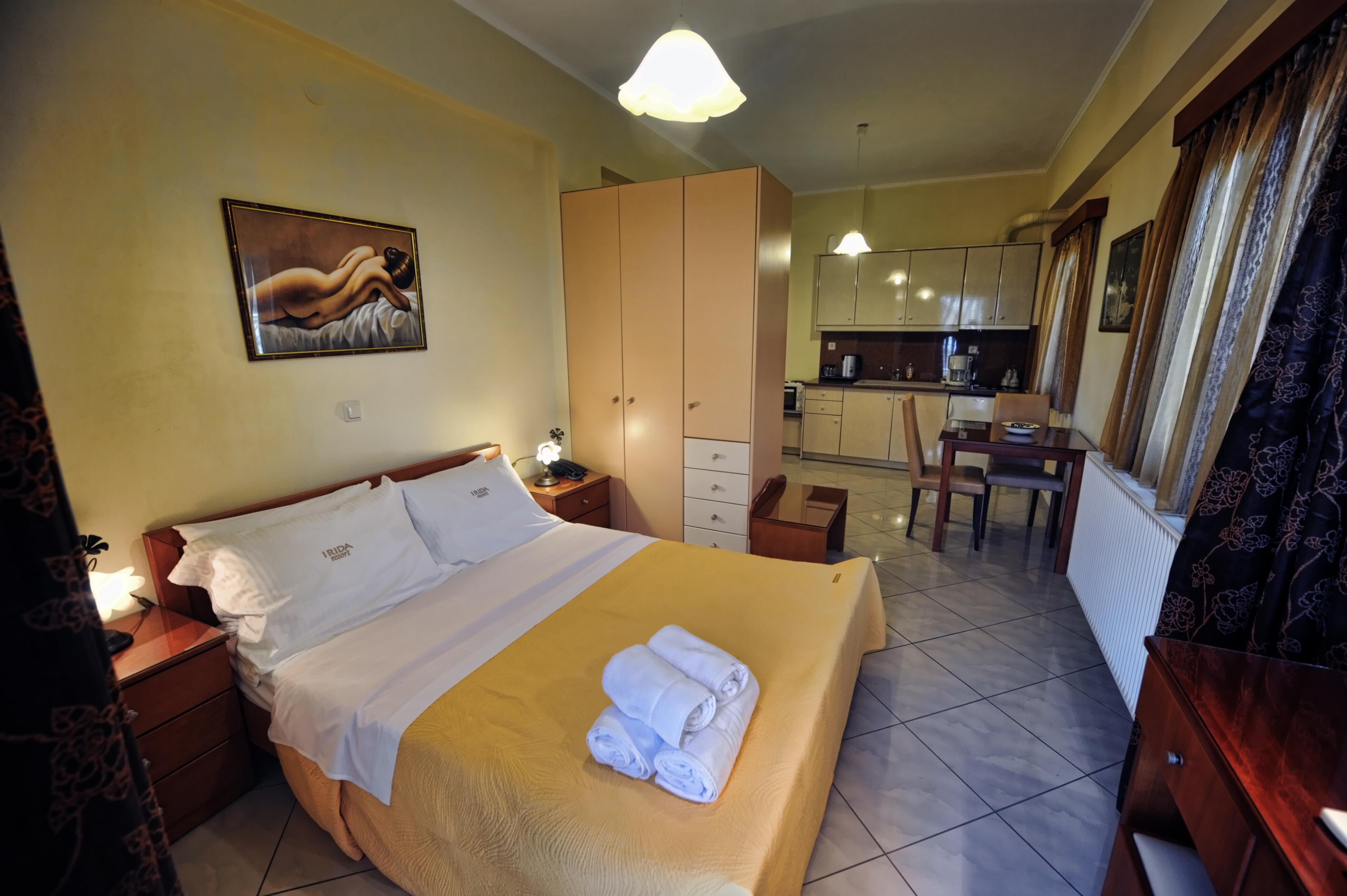 Irida Beach Resort Suites Kyparissia Dış mekan fotoğraf