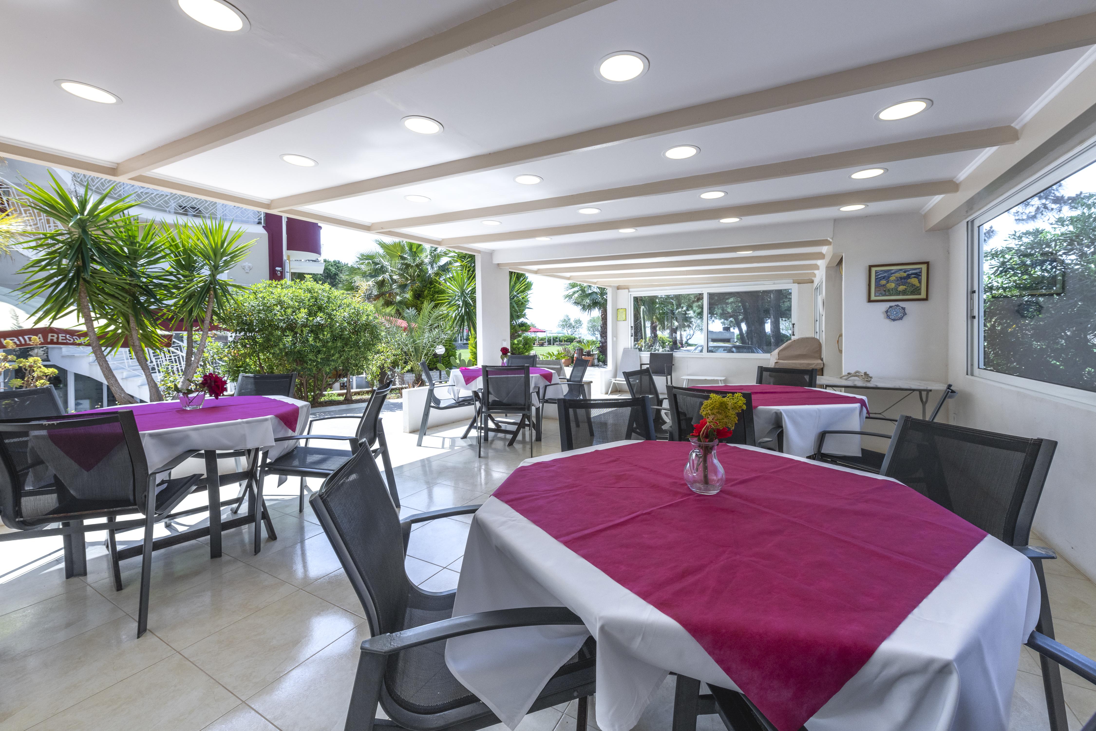 Irida Beach Resort Suites Kyparissia Dış mekan fotoğraf