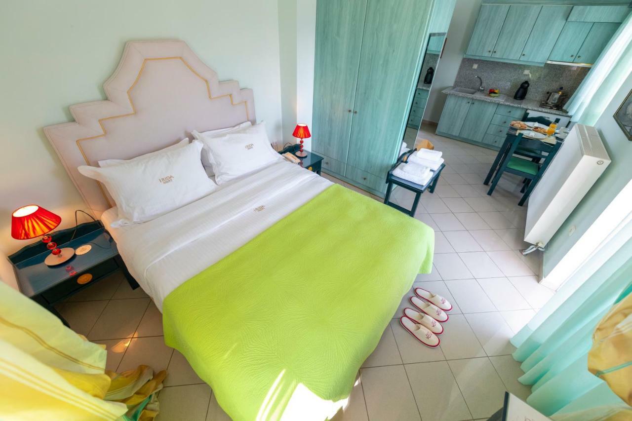 Irida Beach Resort Suites Kyparissia Dış mekan fotoğraf